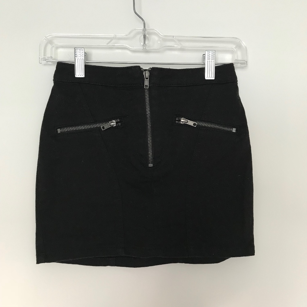 H & M Divided black denim mini skirt